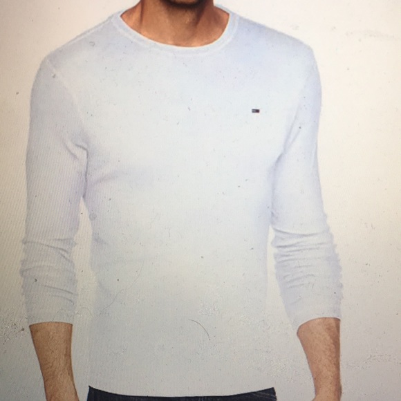 TOMMY HILFIGER LONG SLEEVE T - NEW! - Picture 2 of 4